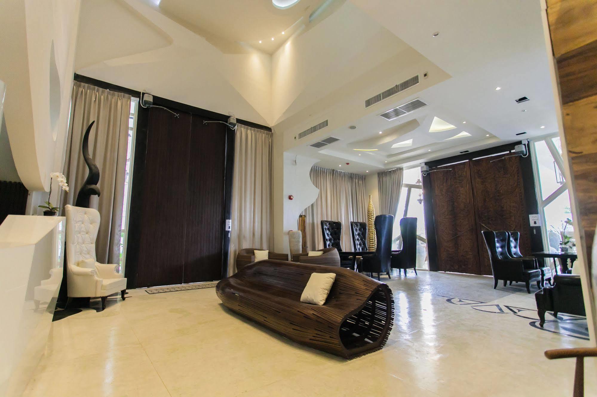 Icheck Inn Trams Square Chiang Mai Luaran gambar